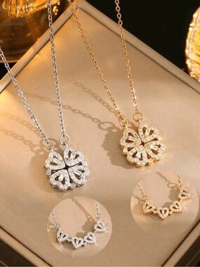 Elegant Four-Leaf Clover Pendant Necklace - Gold or Silver
